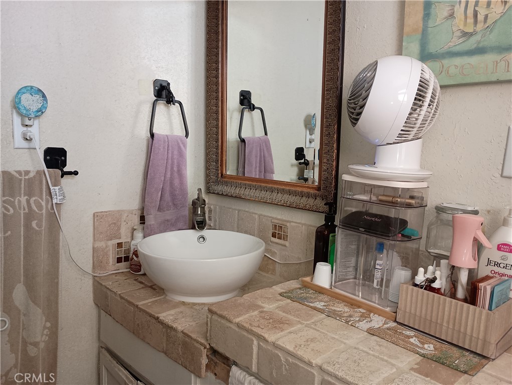 36223 Abelia Property Photo 14