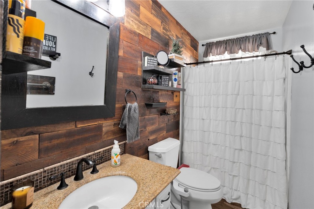 11846 Ivy Avenue Property Photo 15