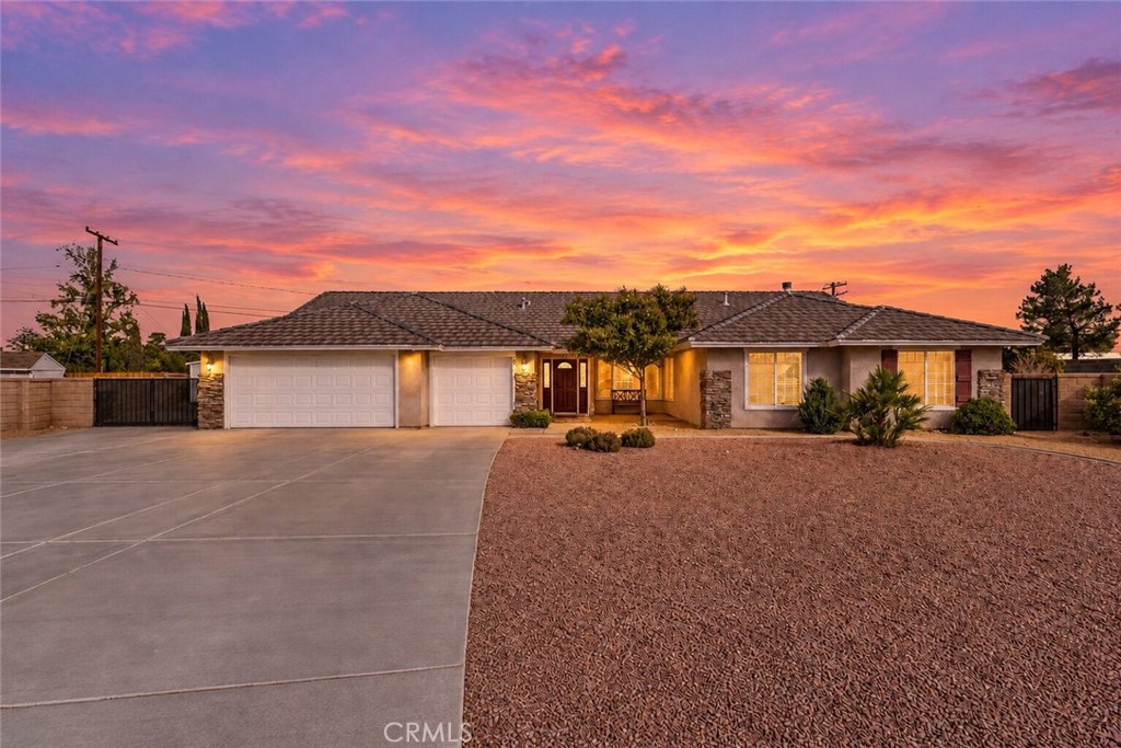 20463 Majestic Drive Property Photo 1