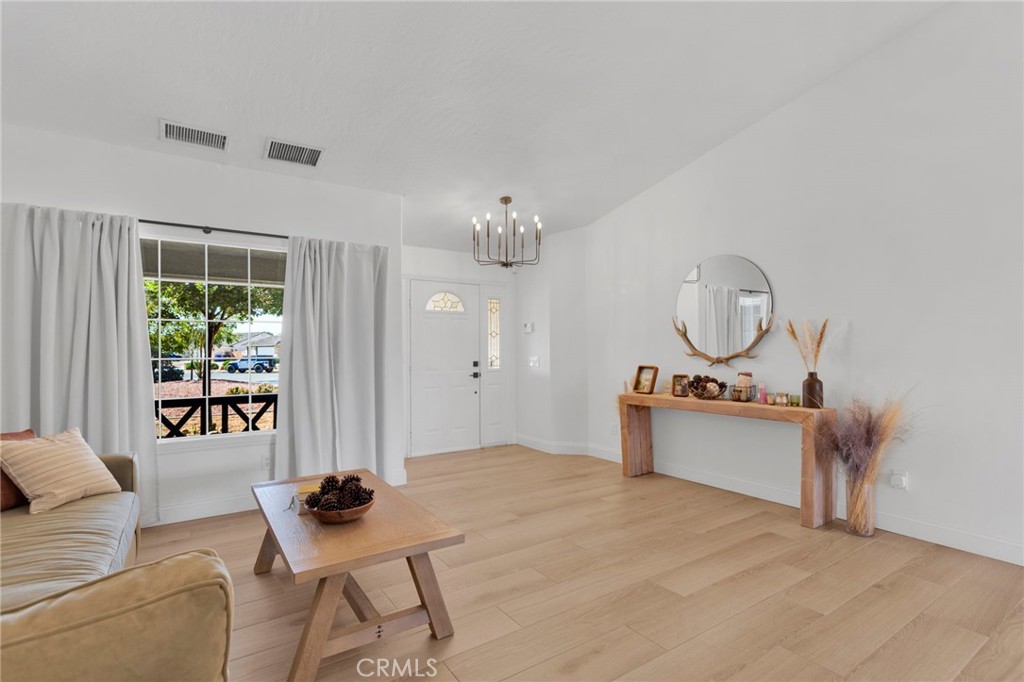 20463 Majestic Drive Property Photo 12