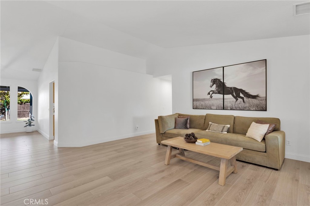 20463 Majestic Drive Property Photo 13