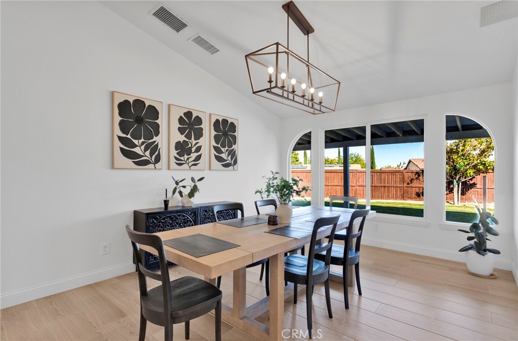 20463 Majestic Drive Property Photo 15