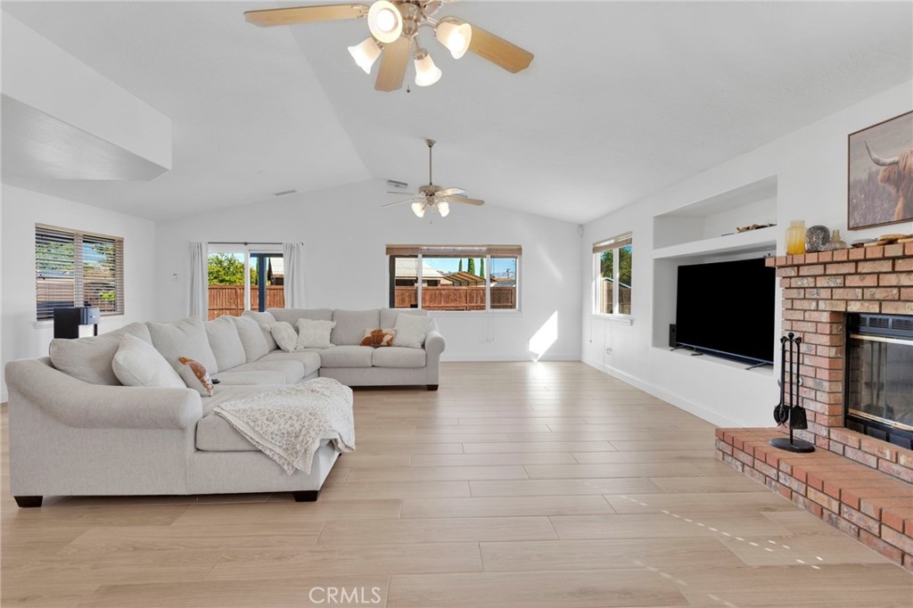 20463 Majestic Drive Property Photo 18