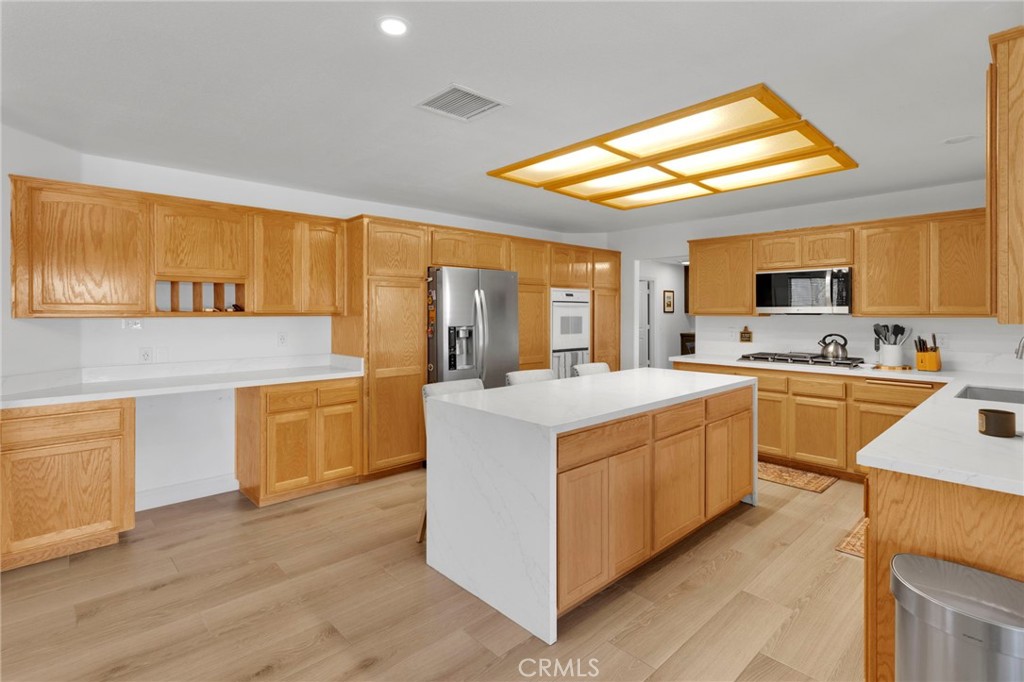 20463 Majestic Drive Property Photo 27