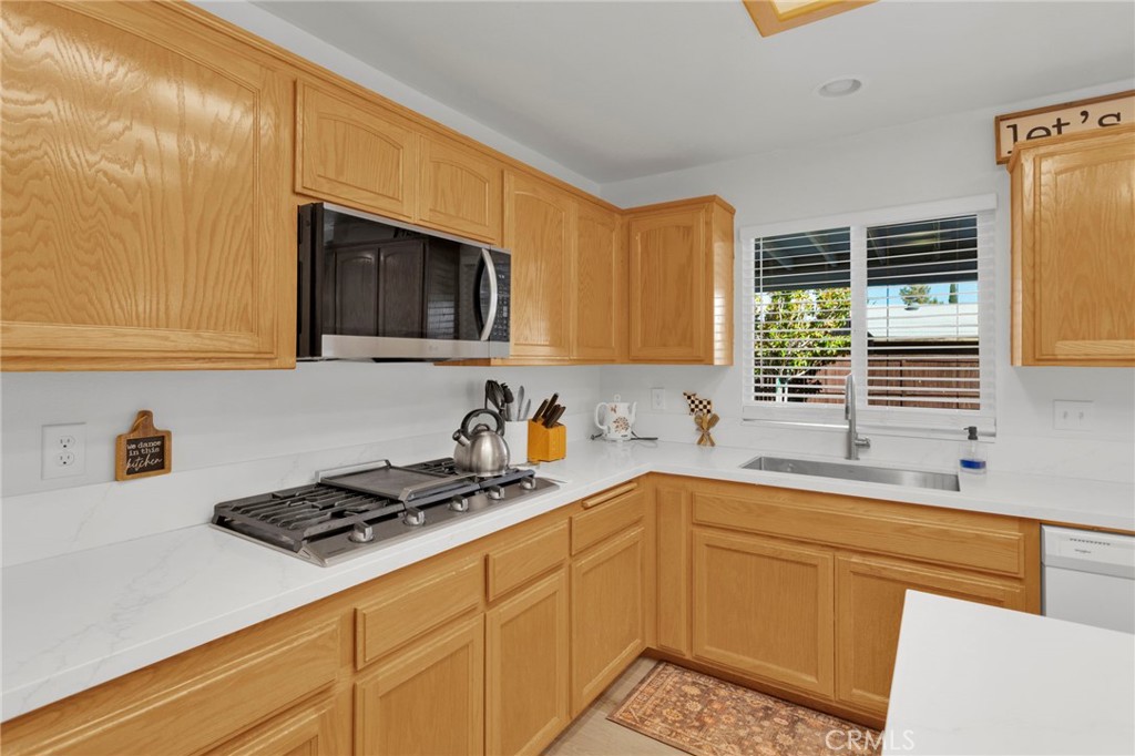 20463 Majestic Drive Property Photo 28