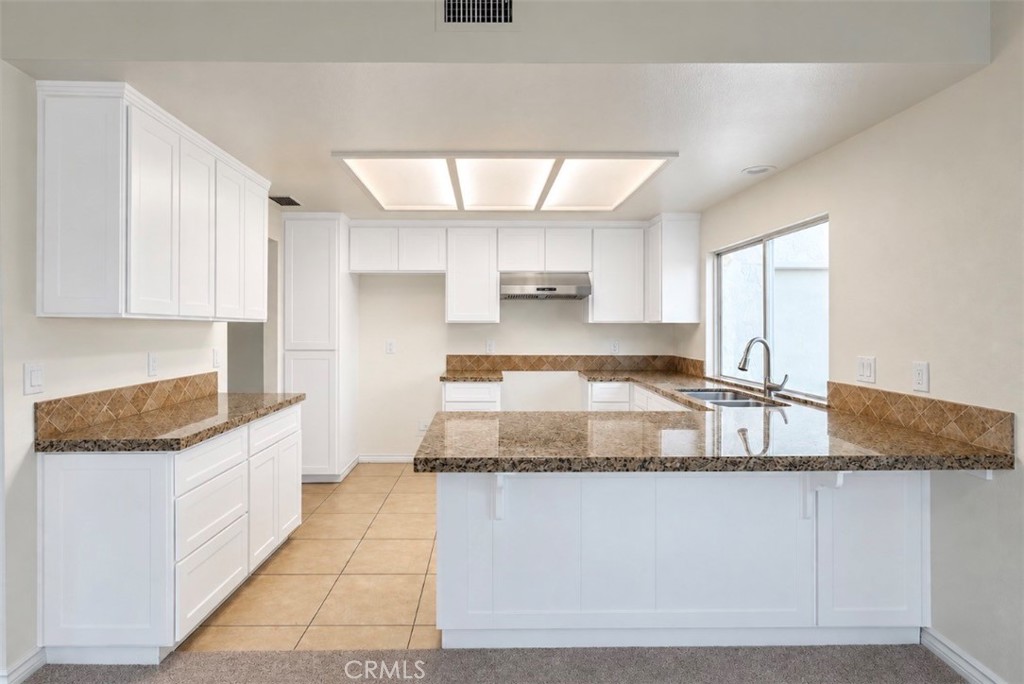 15227 El Centro Street Property Photo 11