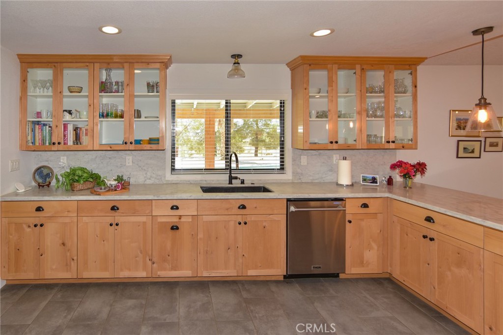 17170 Yucca Road Property Photo 20