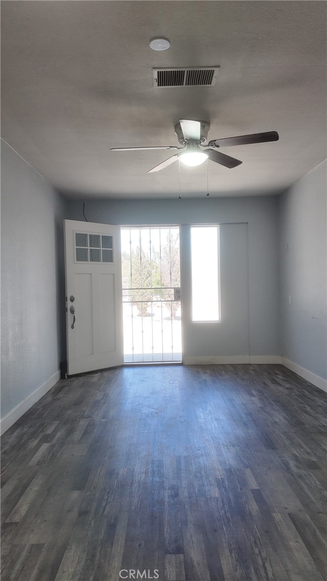 18985 Centennial Street Property Photo 4