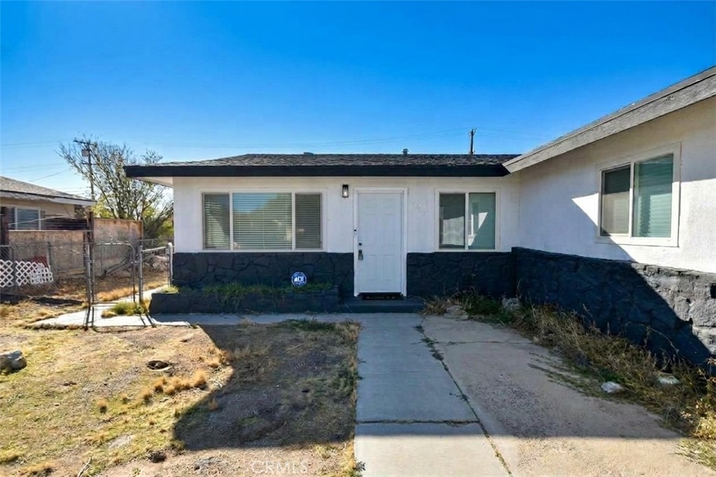 35764 Frontier Property Photo 1