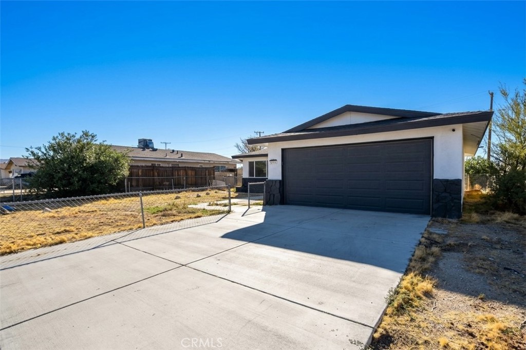35764 Frontier Property Photo 3