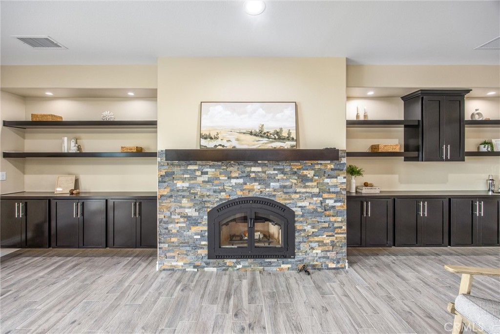 39581 Mountain View Property Photo 11