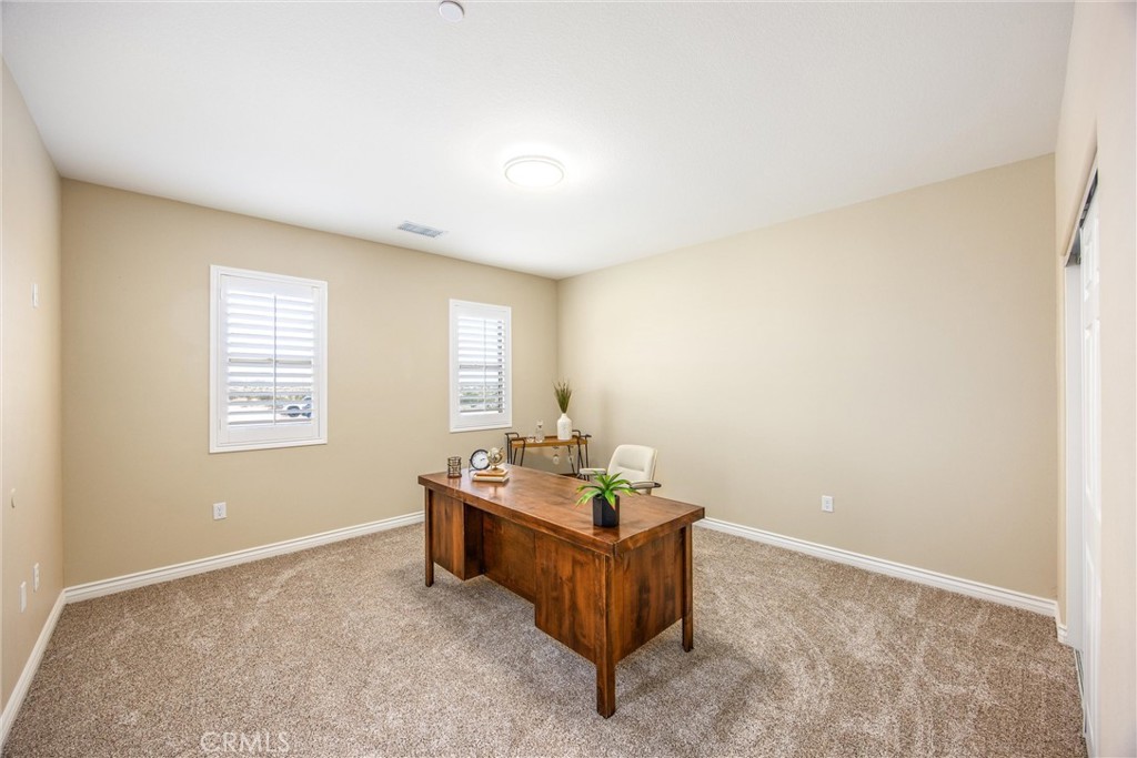 39581 Mountain View Property Photo 24