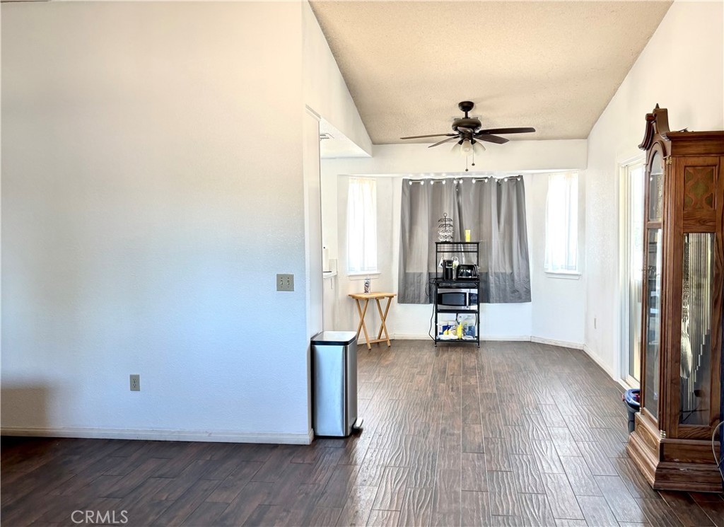 18805 Yucca Property Photo 4
