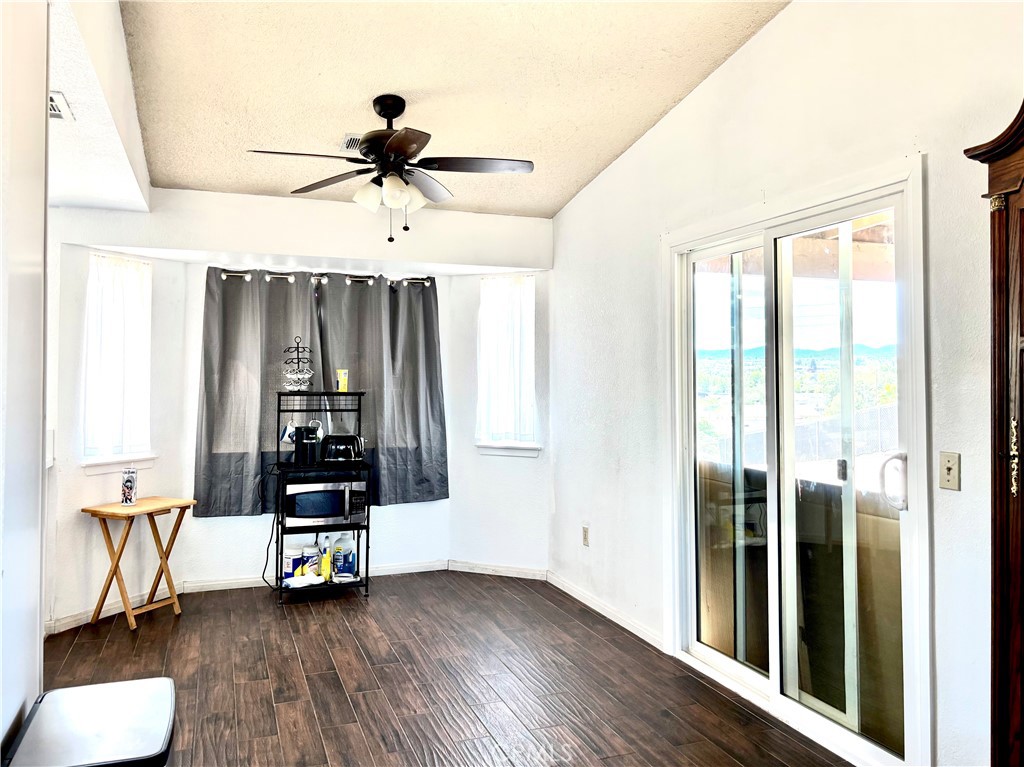 18805 Yucca Property Photo 5