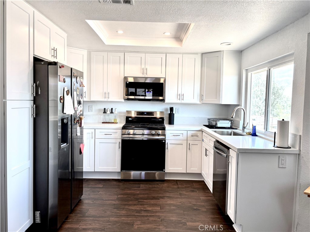 18805 Yucca Property Photo 6