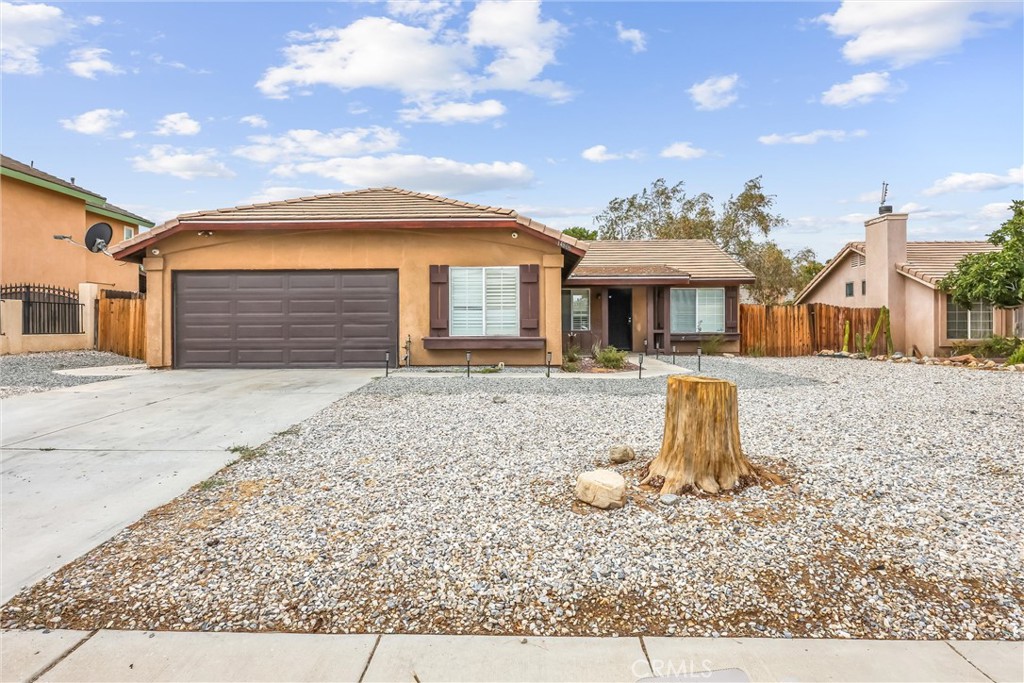 14806 Cypress Property Photo 1