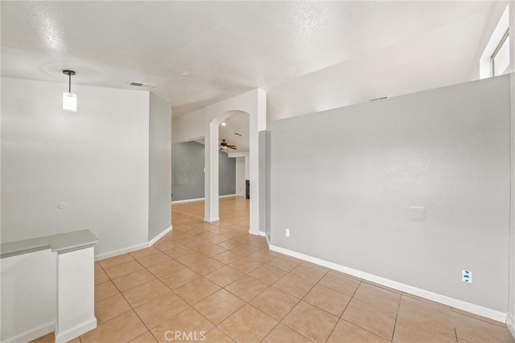 14806 Cypress Property Photo 5