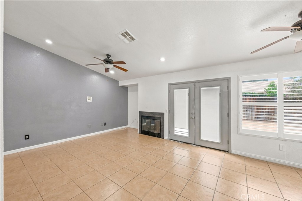 14806 Cypress Property Photo 14