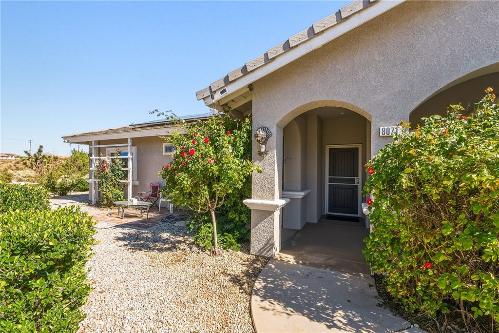 8071 Anaconda Avenue Property Photo 4