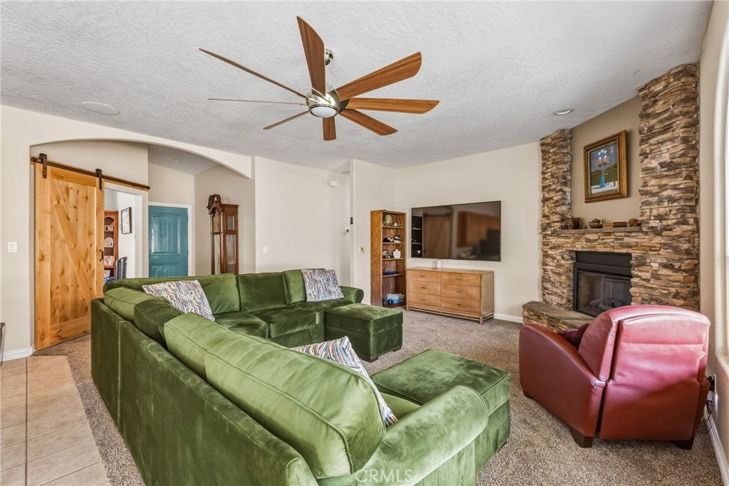 8071 Anaconda Avenue Property Photo 7