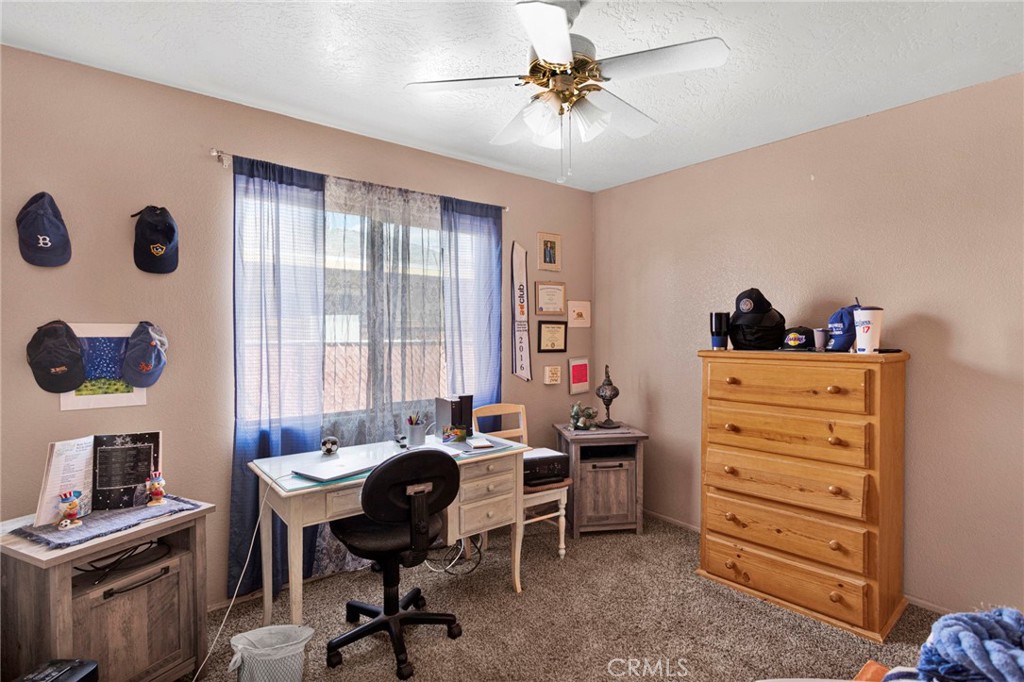 16165 Pine Property Photo 18