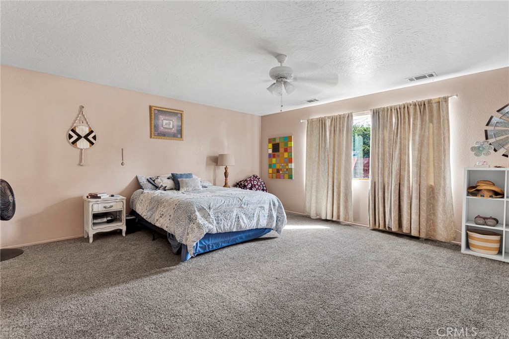 16165 Pine Property Photo 22