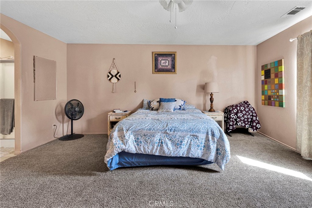 16165 Pine Property Photo 23