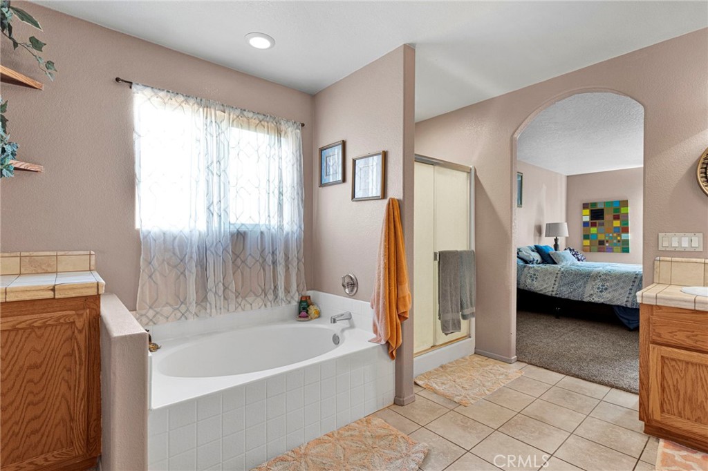 16165 Pine Property Photo 27