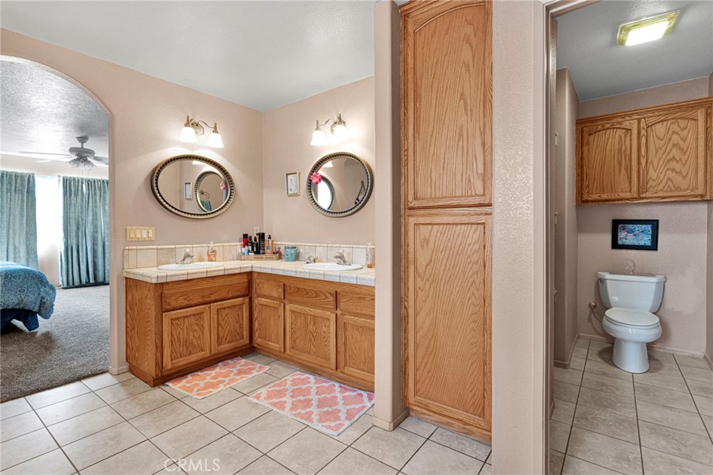 16165 Pine Property Photo 28
