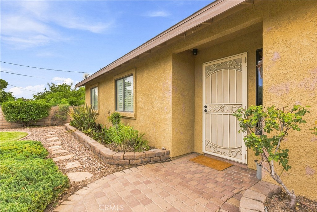 8333 Paisley Property Photo 5