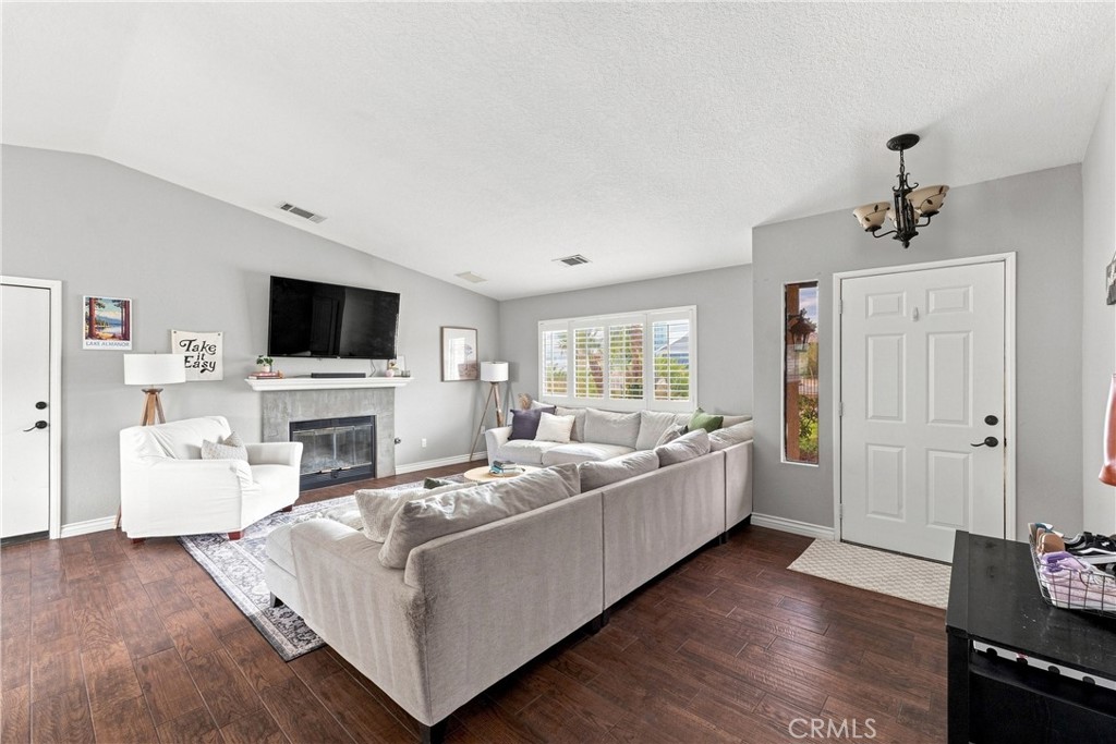 8333 Paisley Property Photo 6