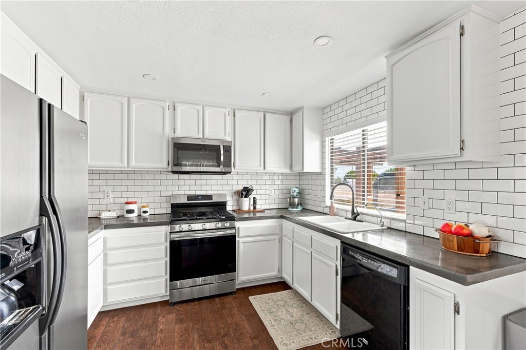 8333 Paisley Property Photo 13