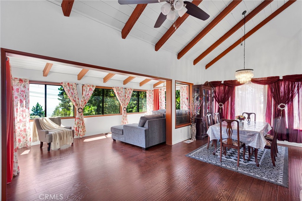 30772 Knoll View Property Photo 5