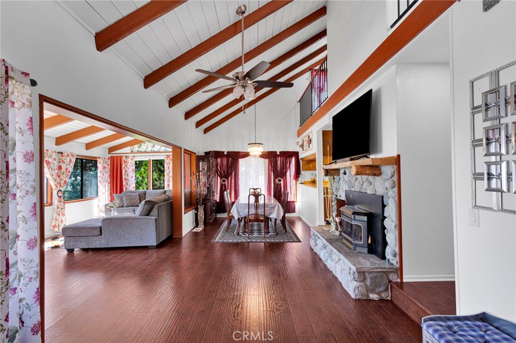 30772 Knoll View Property Photo 16