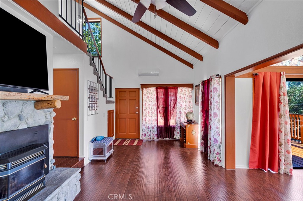 30772 Knoll View Property Photo 19