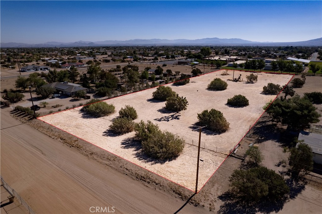 8821 Oakwood Property Photo 1