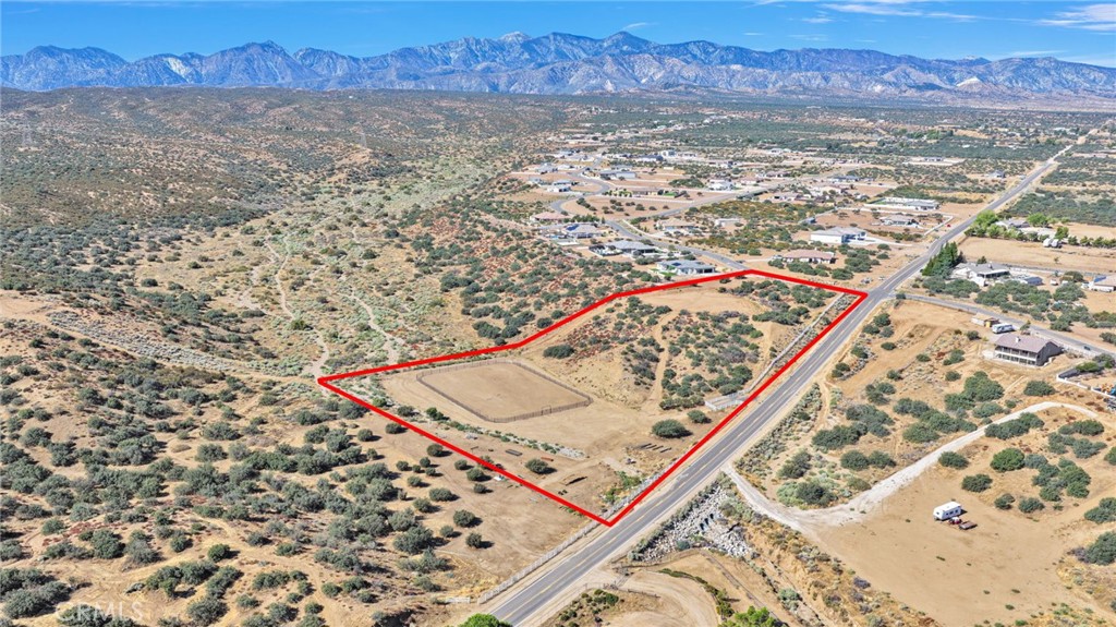 8089 Arrowhead Property Photo 3