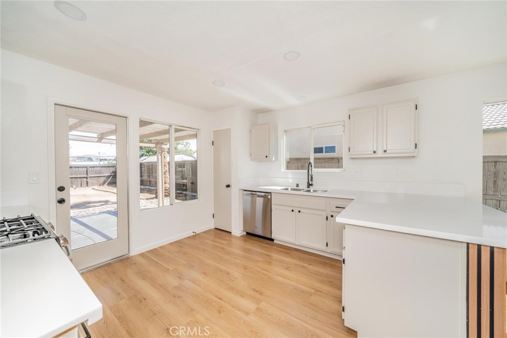 15205 Stone Street Property Photo 8