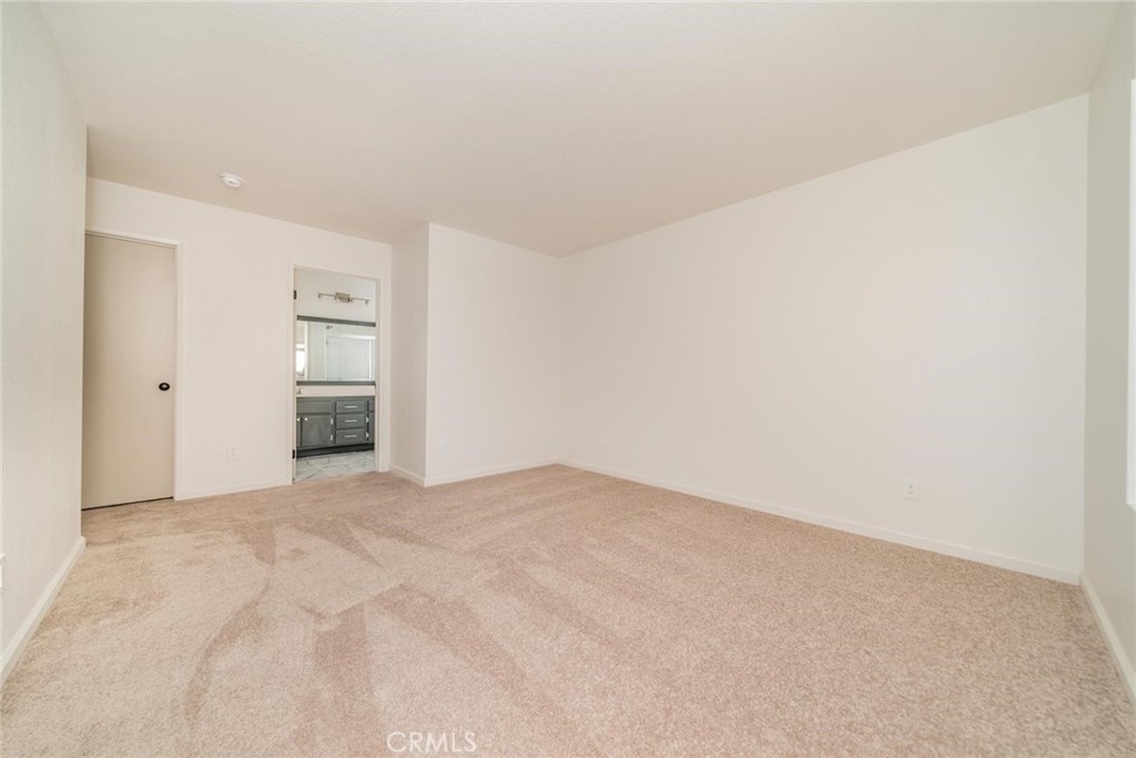 15205 Stone Street Property Photo 12