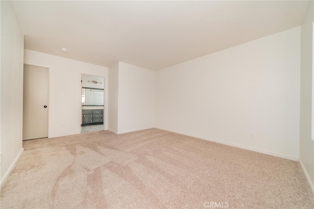 15205 Stone Street Property Photo 12