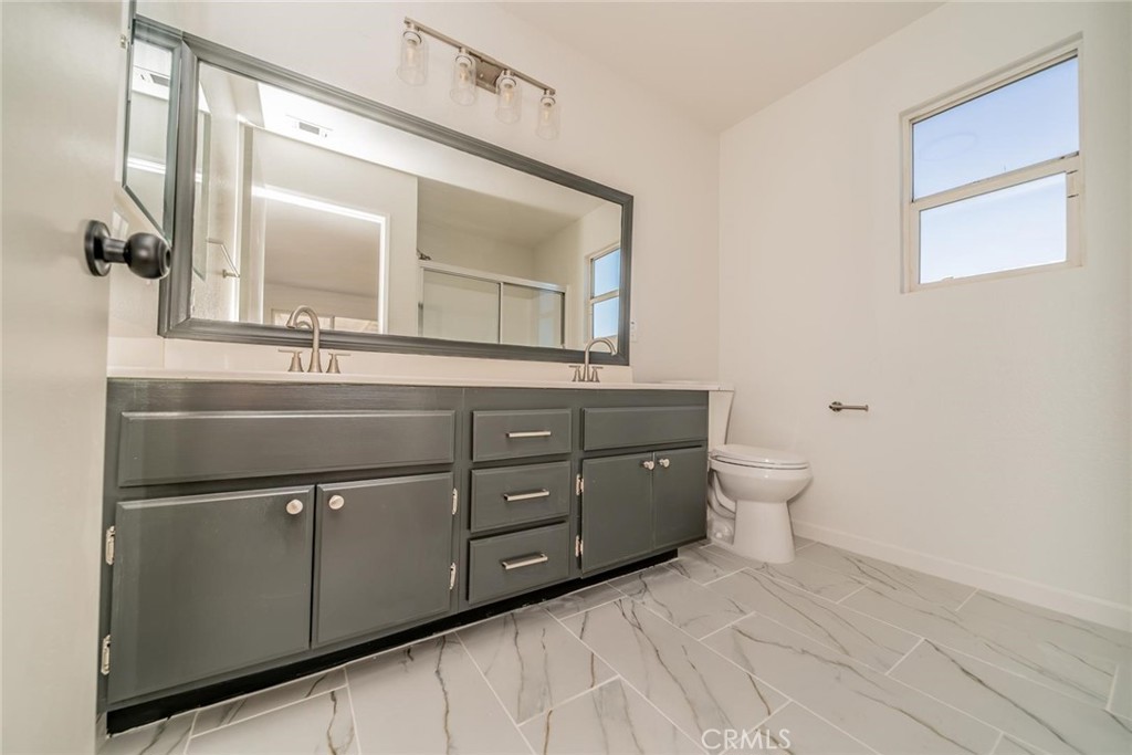 15205 Stone Street Property Photo 13