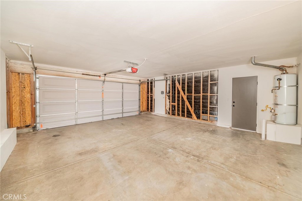 15205 Stone Street Property Photo 24