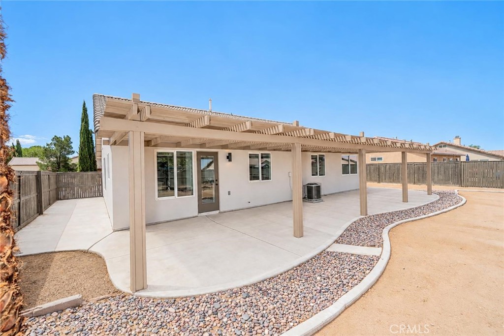 15205 Stone Street Property Photo 25