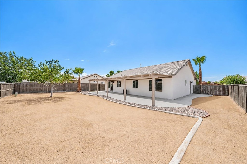 15205 Stone Street Property Photo 27