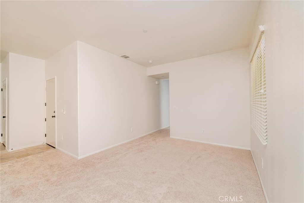 12033 Firbrook Street Property Photo 5