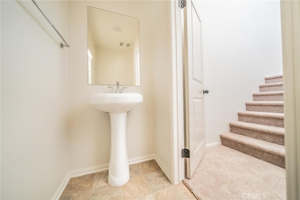 12033 Firbrook Street Property Photo 10