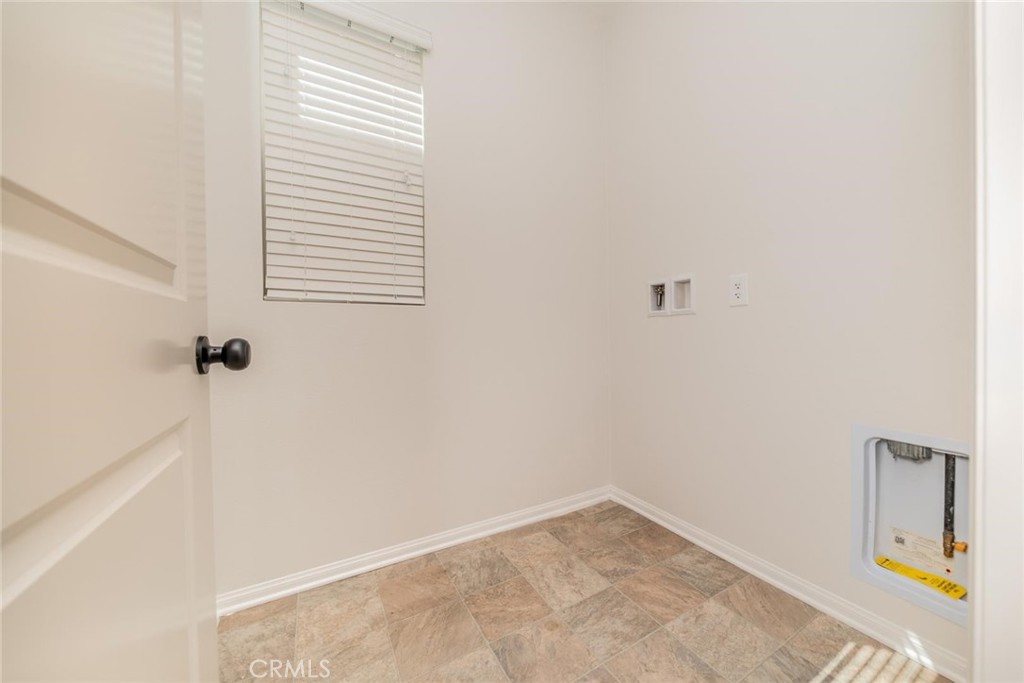 12033 Firbrook Street Property Photo 16