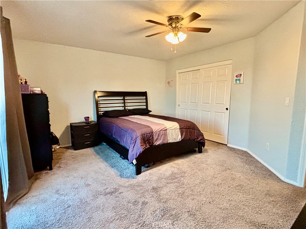 18618 Vine Property Photo 8