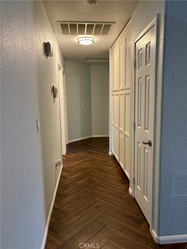 18618 Vine Property Photo 17
