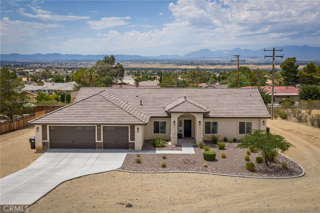 19011 Kaibab Property Photo 1